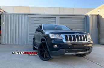 JEEP-GRAND-CHEROKEE-REVERT-SATIN-BLACK